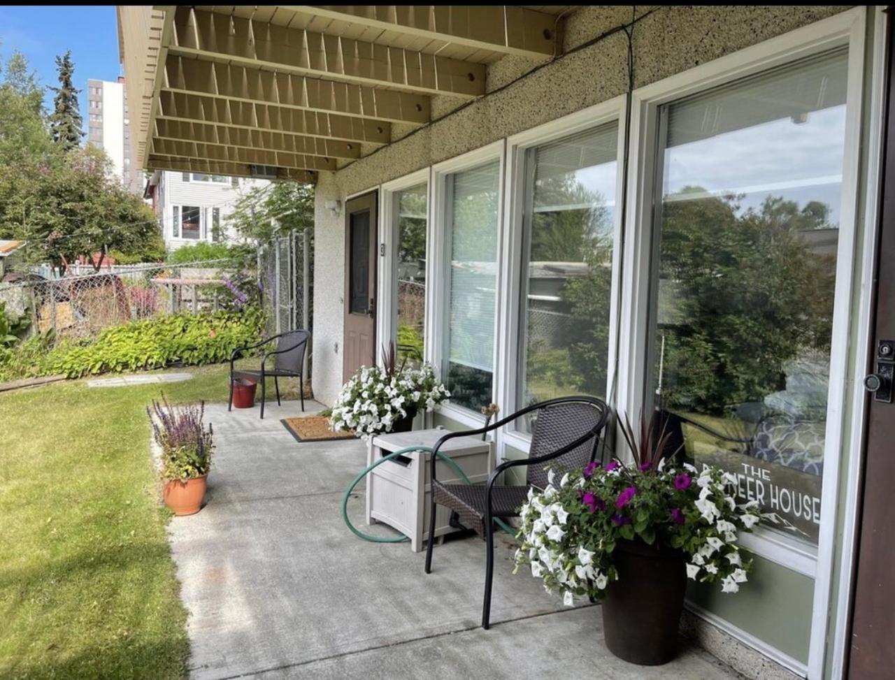 The Pioneer Studio At 1400K Anchorage Exteriör bild
